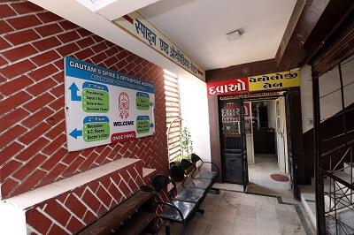 Spine Specialist in Ambawadi Spine Specialist in Ambawadi